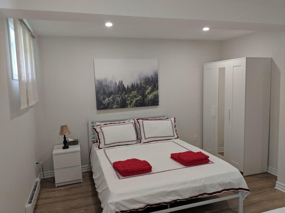 Spacious Basement One Bedroom Apartment, Wifi. Montreal Exterior photo